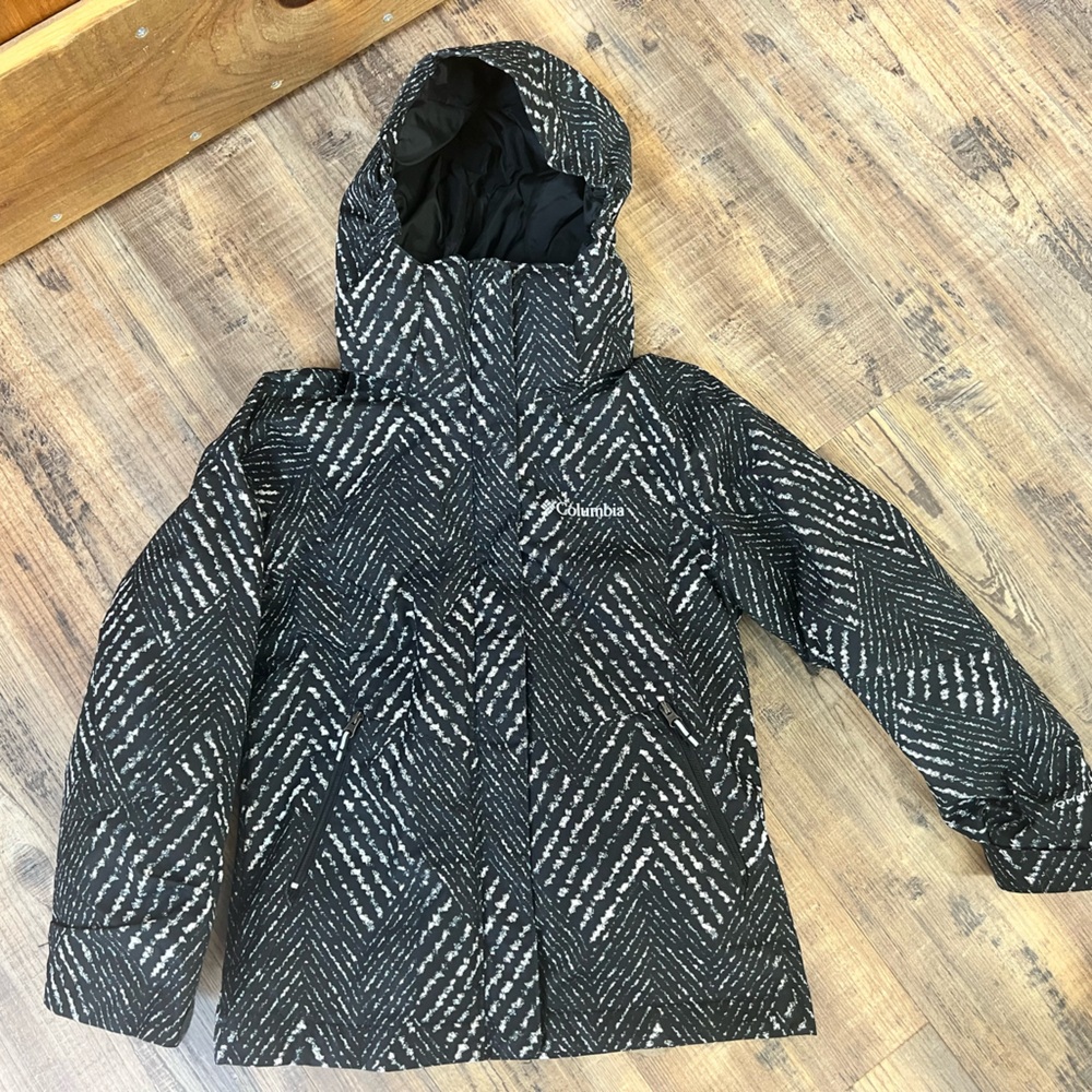 Columbia Black and White Kids Jacket size XS 6/6X